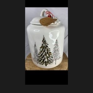 ISO 10 Strawberry Street items